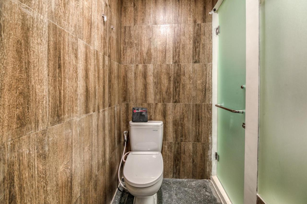RedDoorz Plus near Akademi Kepolisian Semarang 3 Bagian luar foto